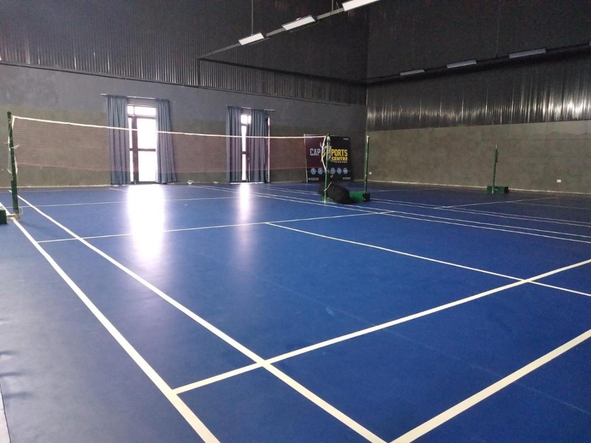 Cap Sports Center Hotel Nileshwar Bagian luar foto